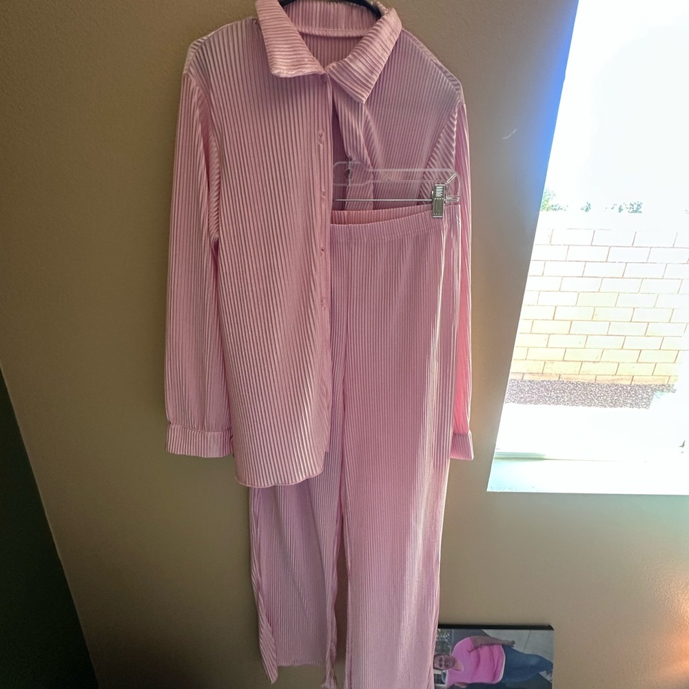 Pink Ribbed Two-Piece Loungewear Set